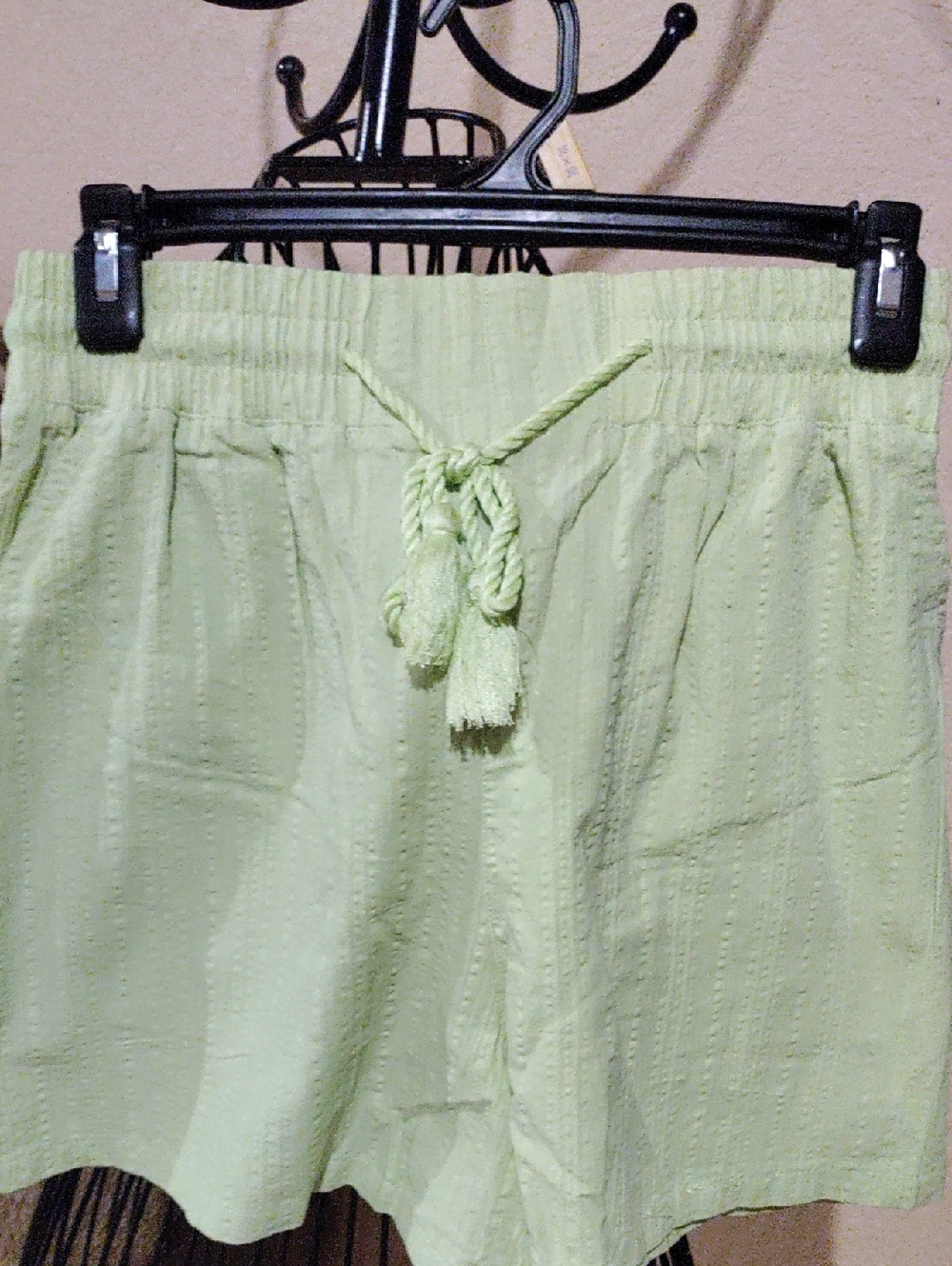 💚Time and Tru Lime  Green Drawstring Shorts